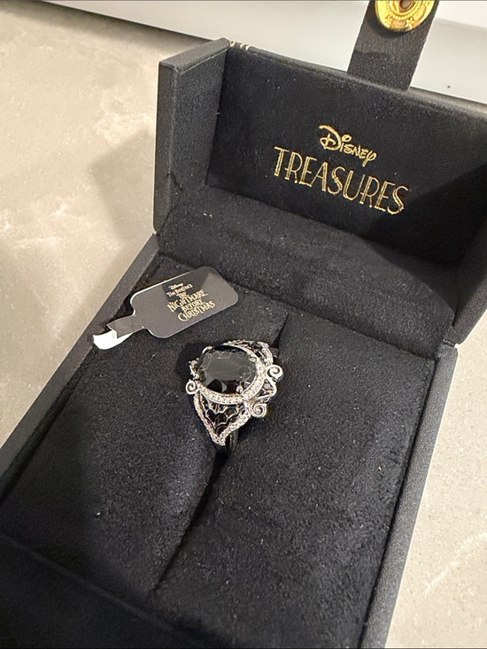 Kay Jewelers Jewelry - Kay jewelers Disney treasures nightmare before Christmas ring